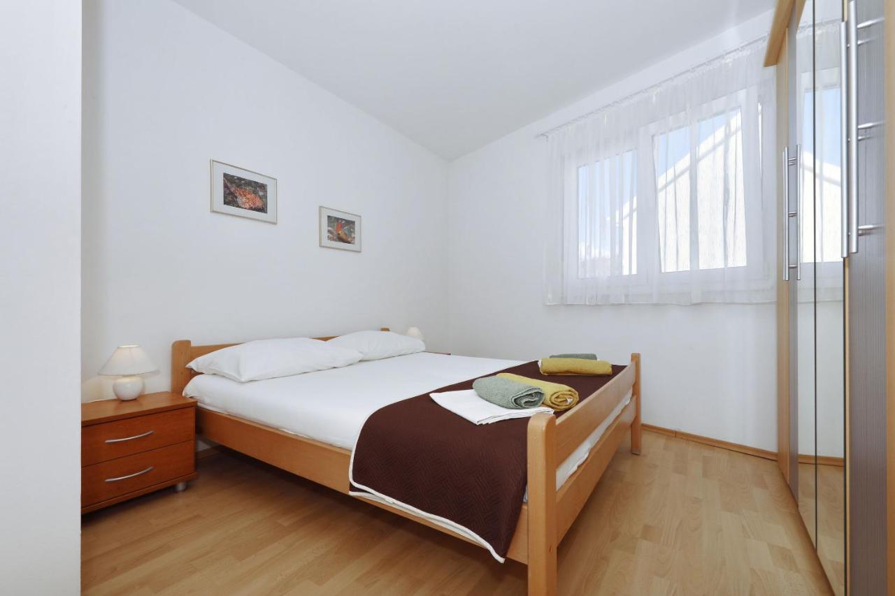 Apartment Alexa Turanj Buitenkant foto