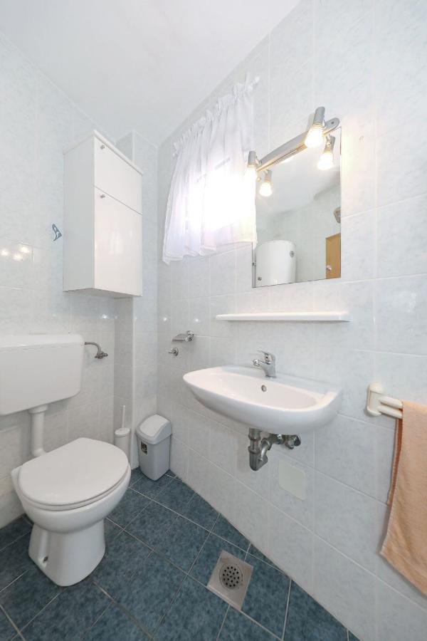 Apartment Alexa Turanj Buitenkant foto