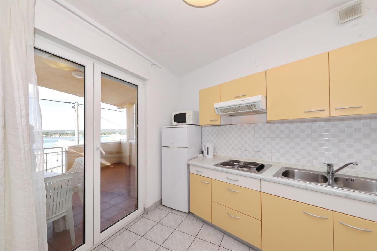 Apartment Alexa Turanj Buitenkant foto